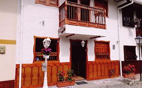 Elizabetha Hostal